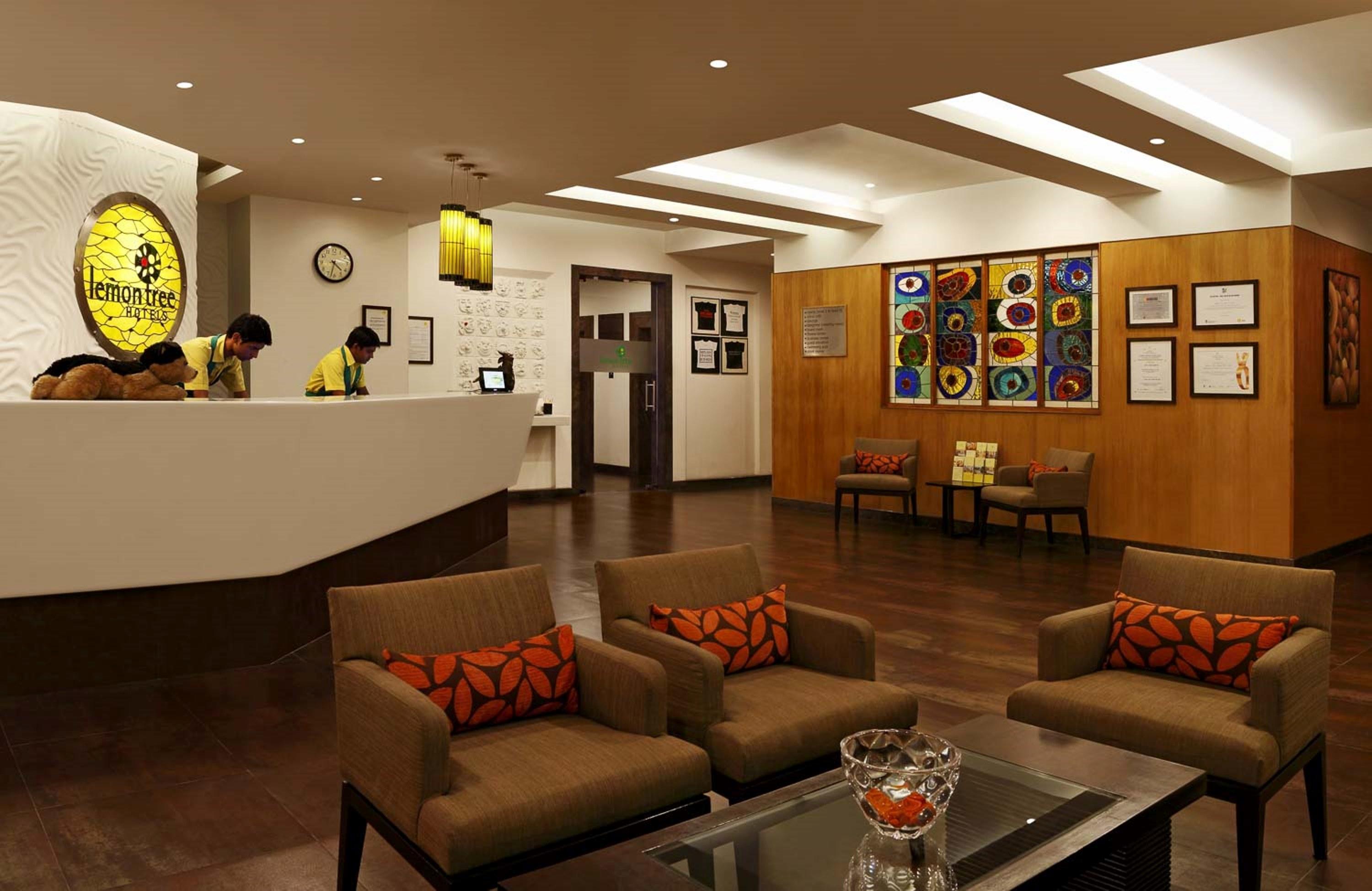 Lemon Tree Hotel Chennai Bagian luar foto