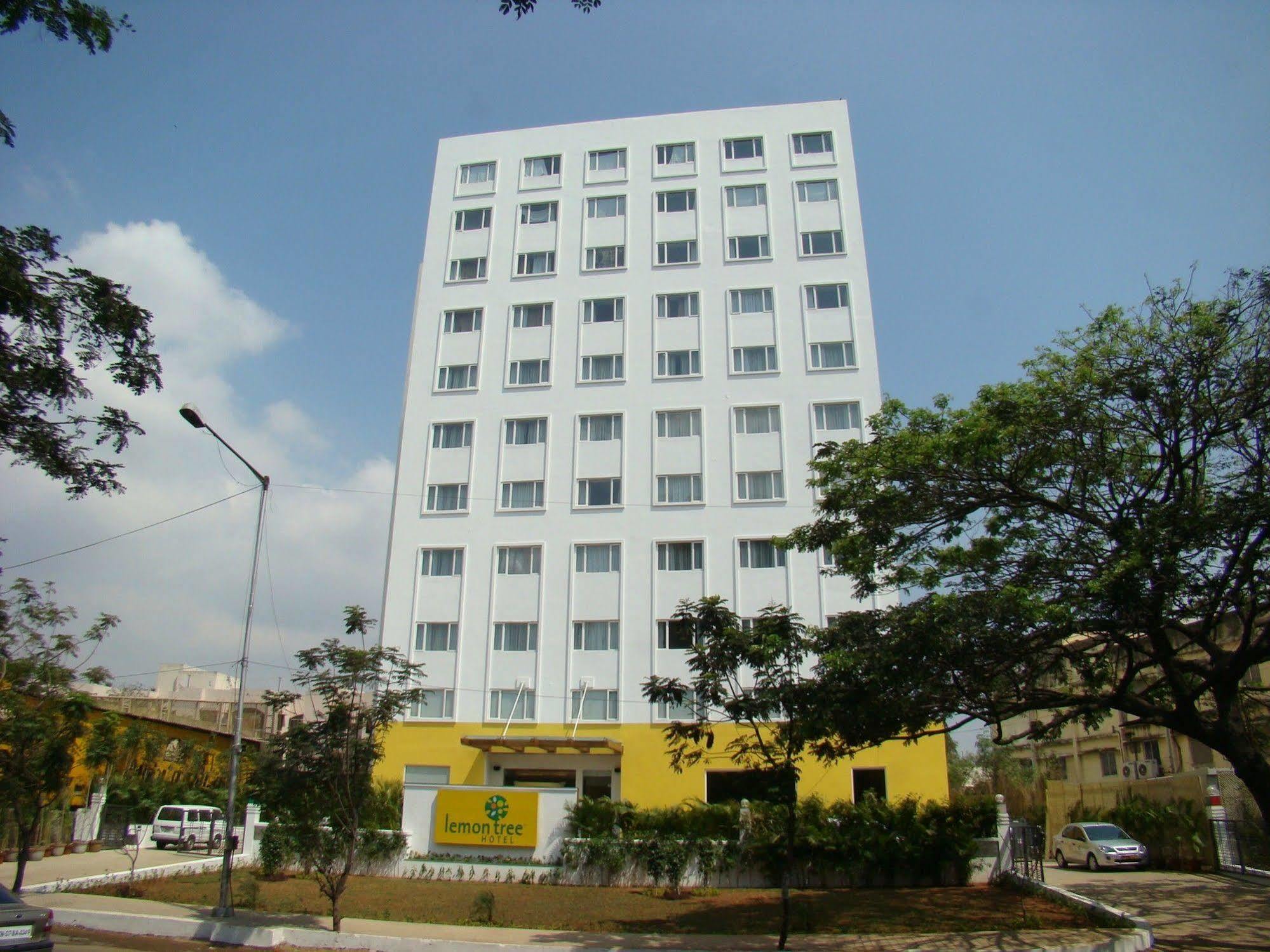 Lemon Tree Hotel Chennai Bagian luar foto