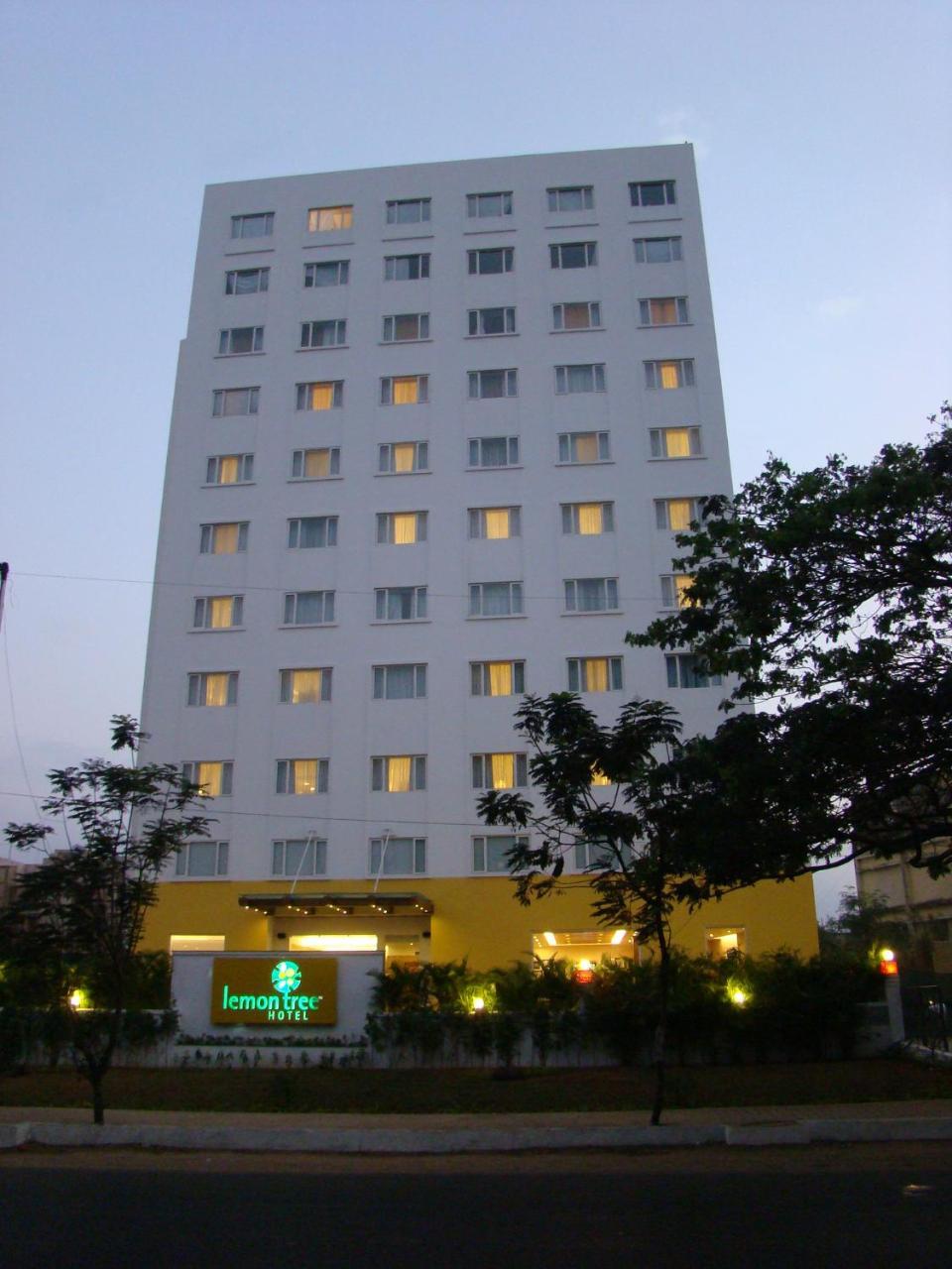 Lemon Tree Hotel Chennai Bagian luar foto